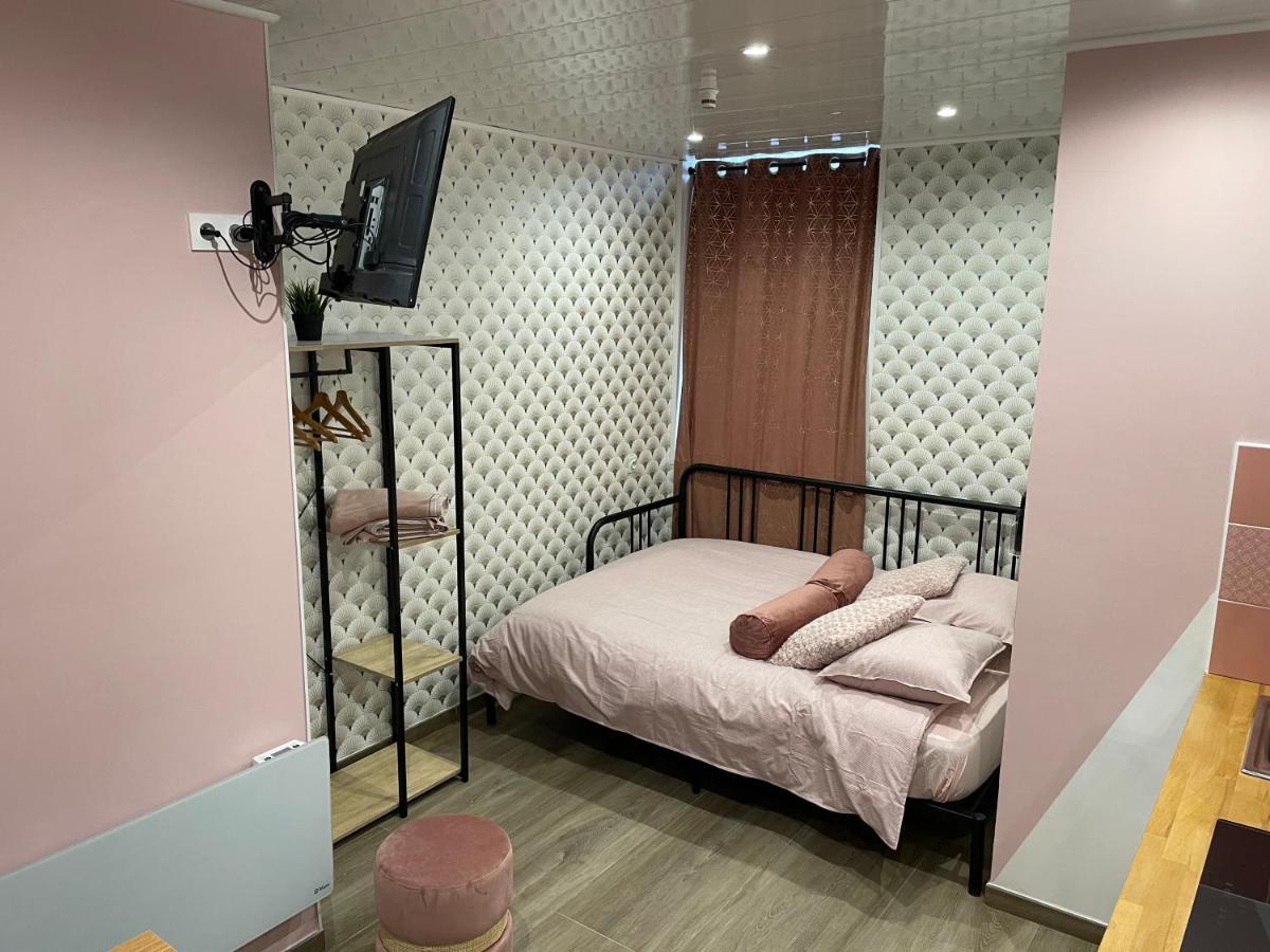 Capstay Color Valenciennes & Netflix Trith-Saint-Leger Εξωτερικό φωτογραφία