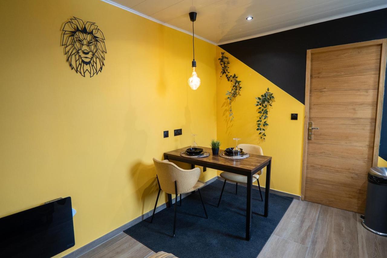 Capstay Color Valenciennes & Netflix Trith-Saint-Leger Εξωτερικό φωτογραφία