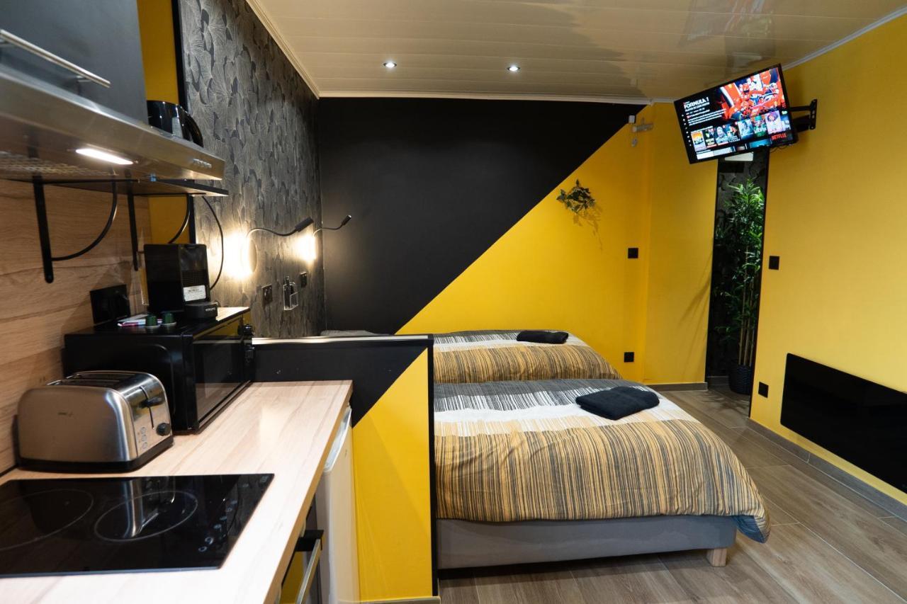 Capstay Color Valenciennes & Netflix Trith-Saint-Leger Εξωτερικό φωτογραφία